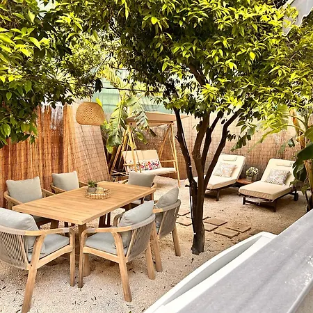 Evis House * La Canea